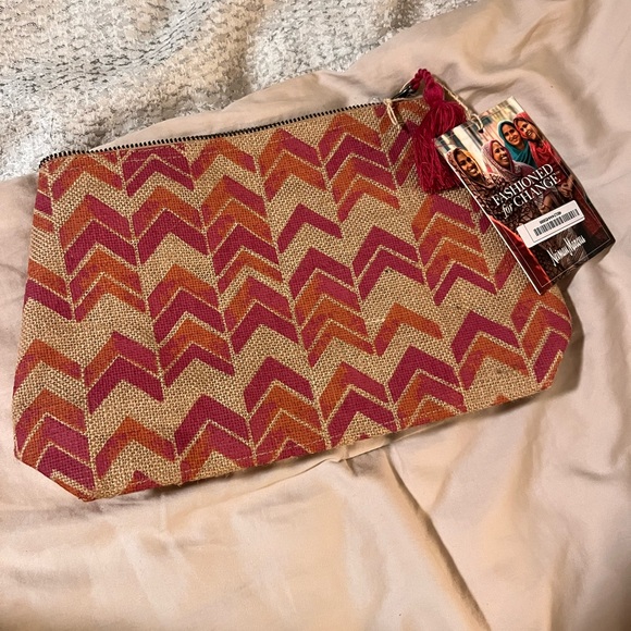Neiman Marcus Chevron Clutch Make Up Bag Pink and Tan Burlap Travel Pouch Boho - Picture 1 of 2